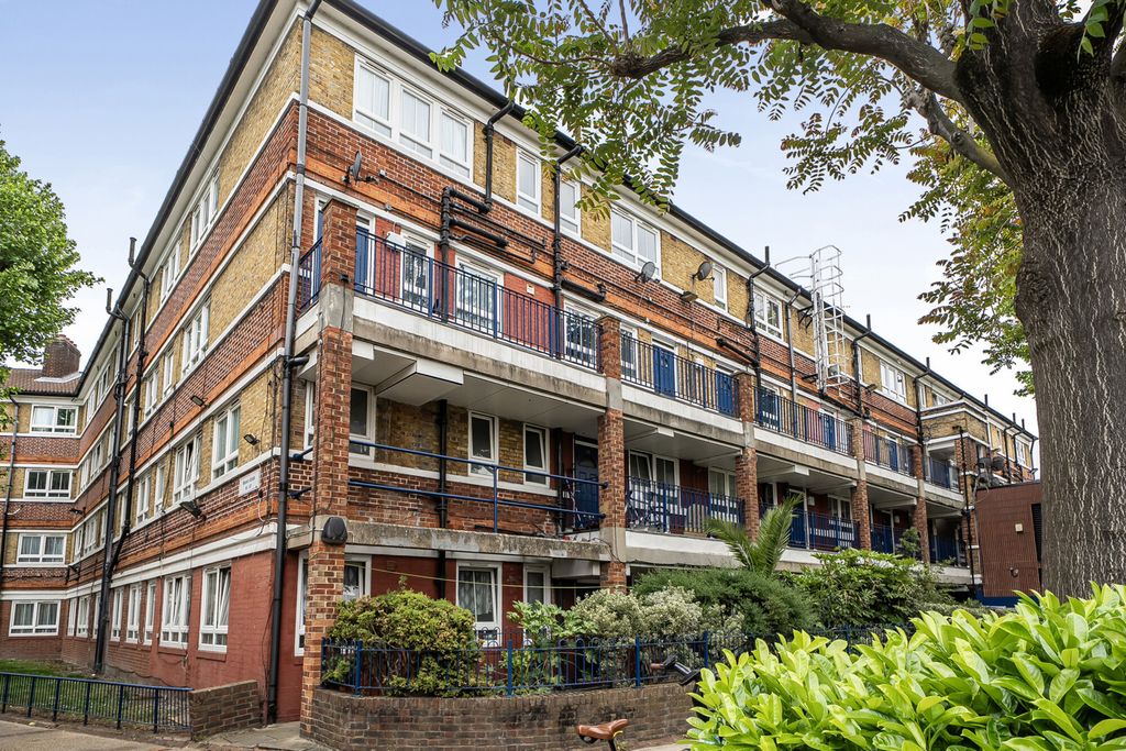 Property photo 3 of 16 1463342-18-6A06F1...