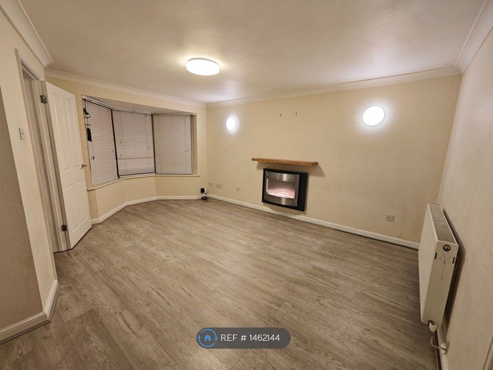 Property photo 3 of 15 Living Room 1