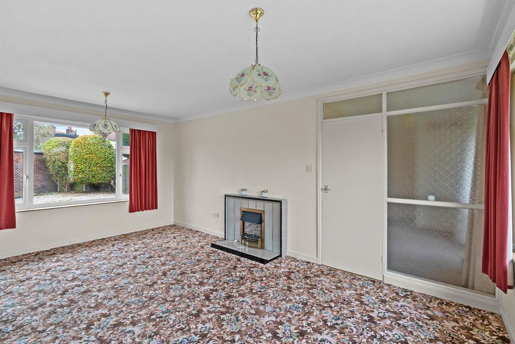 Property photo 2 of 16 35Meadowviewrd-015.Jpg