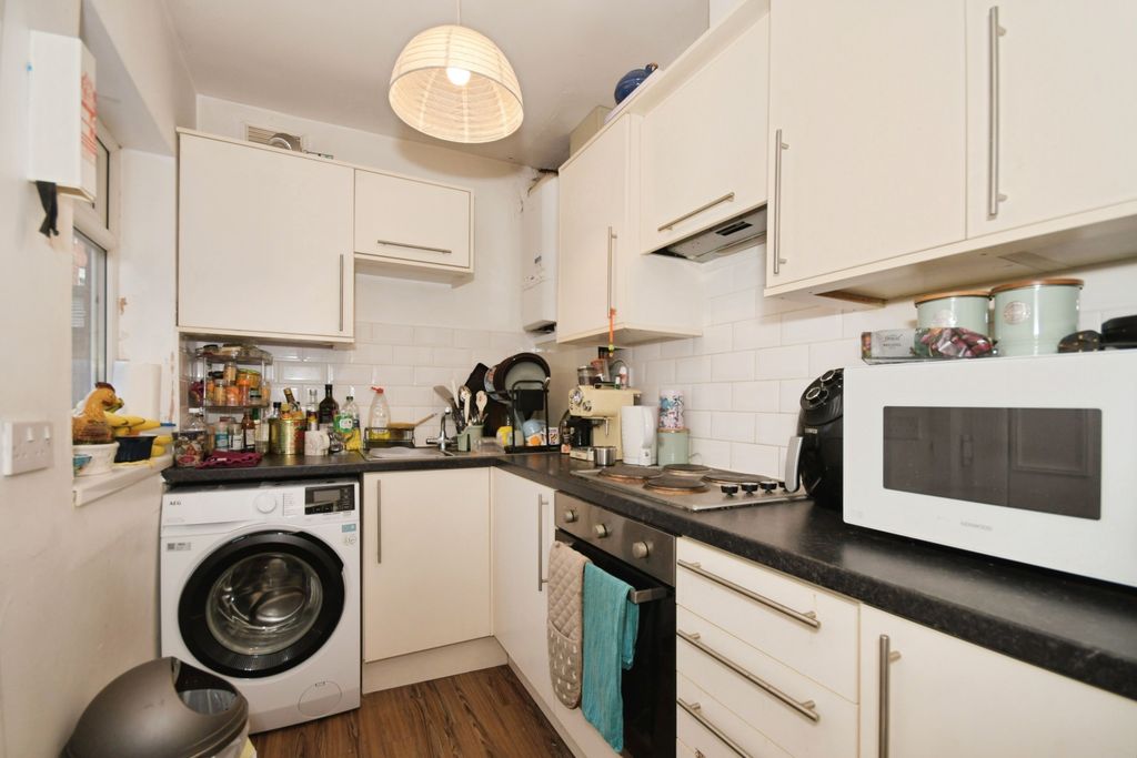 Property photo 2 of 15