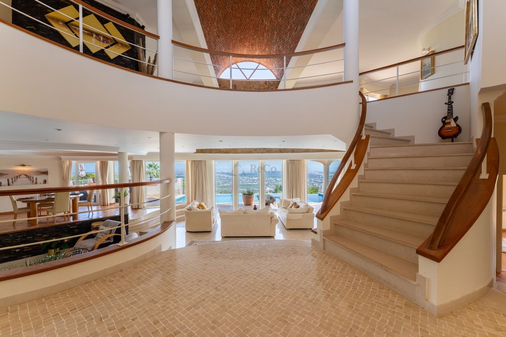 Property photo 3 of 30