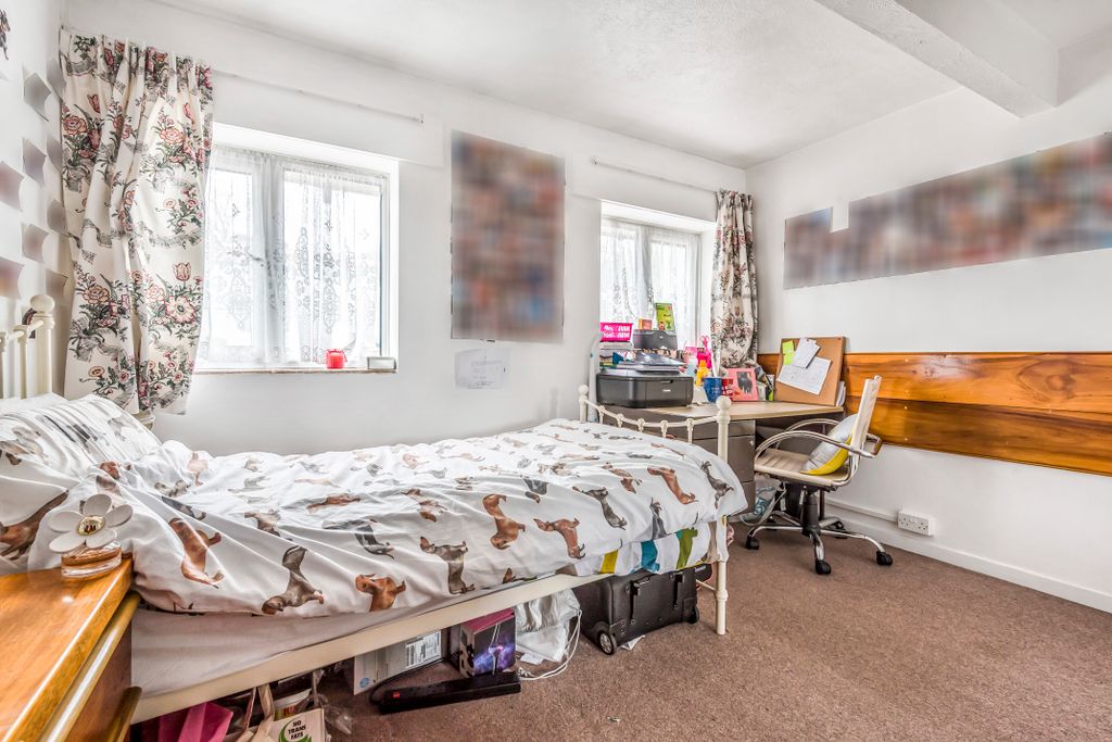 Property photo 3 of 4 555800 (12)