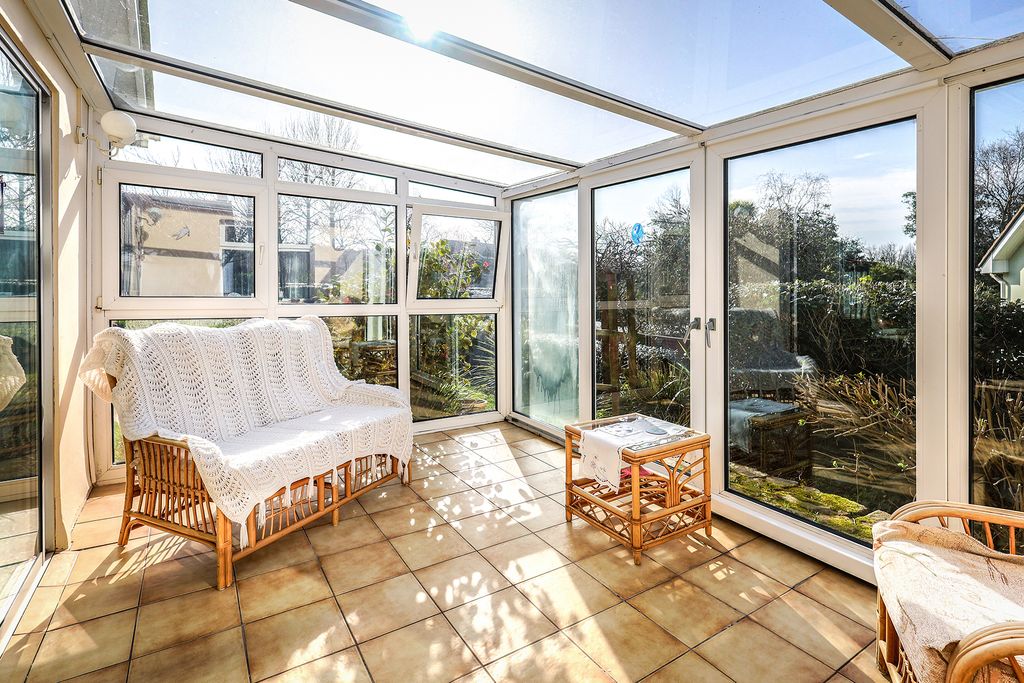 Property photo 3 of 19 Photo 2