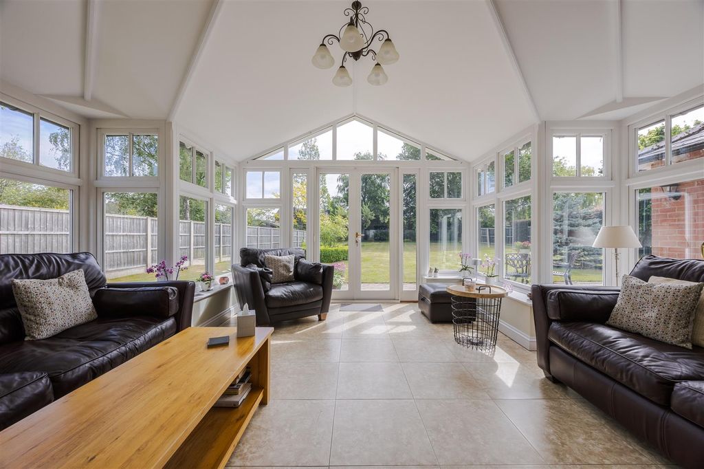 Property photo 3 of 28 Sun Room