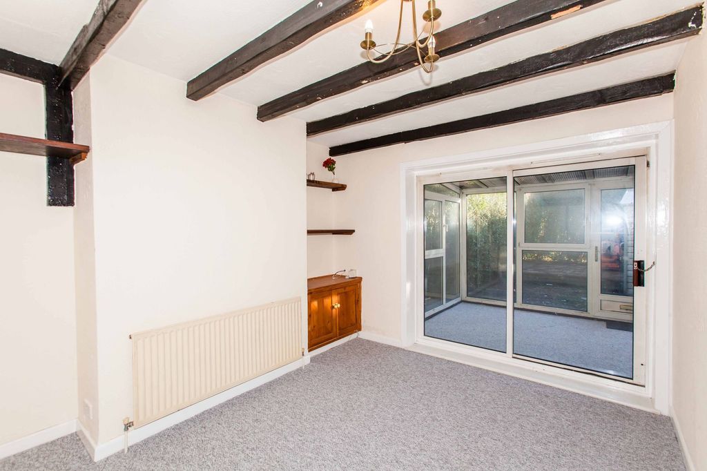 Property photo 3 of 18