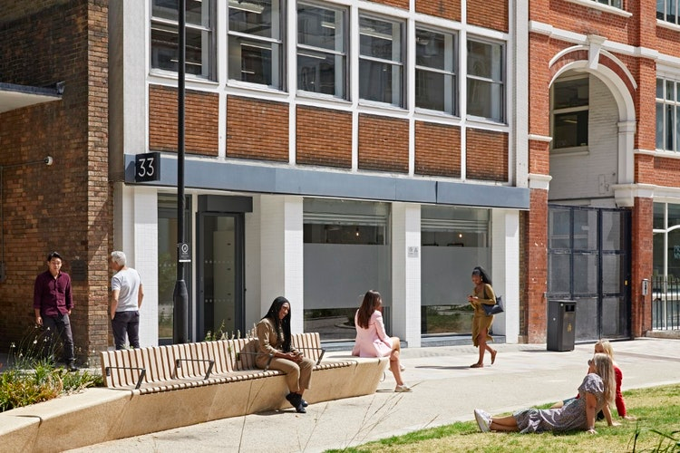 Property photo 3 of 8