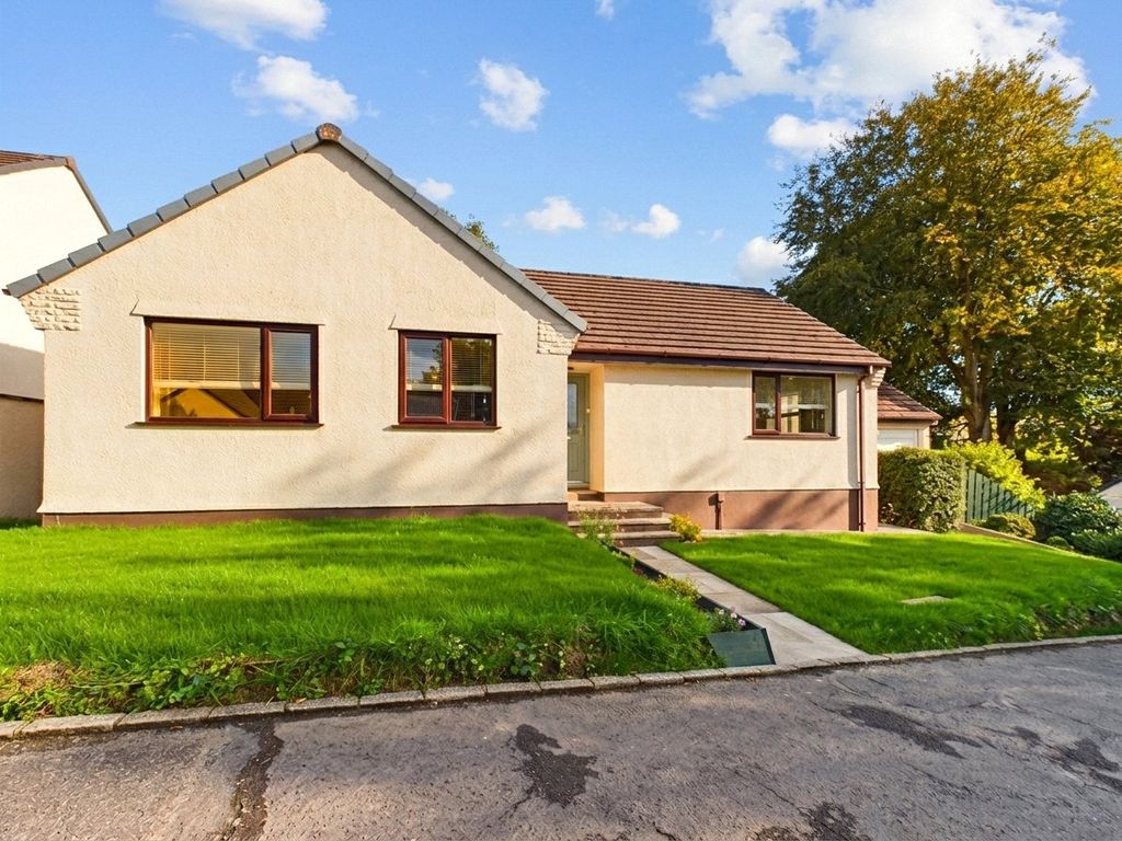 Property photo 1 of 16 Front