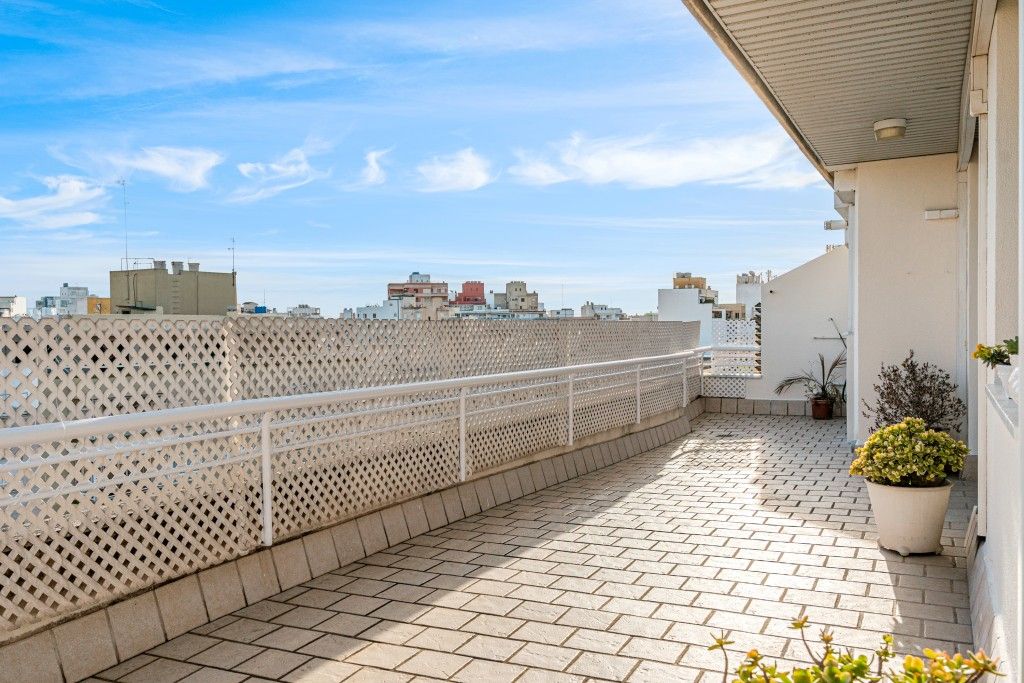 Property photo 3 of 12 Terrace (2)