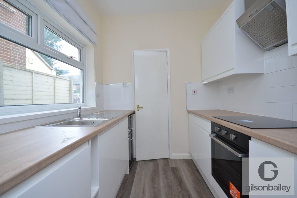 Property photo 2 of 9 Dsc_2019