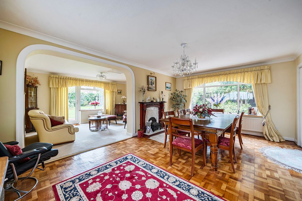 Property photo 2 of 22 Picture No. 20