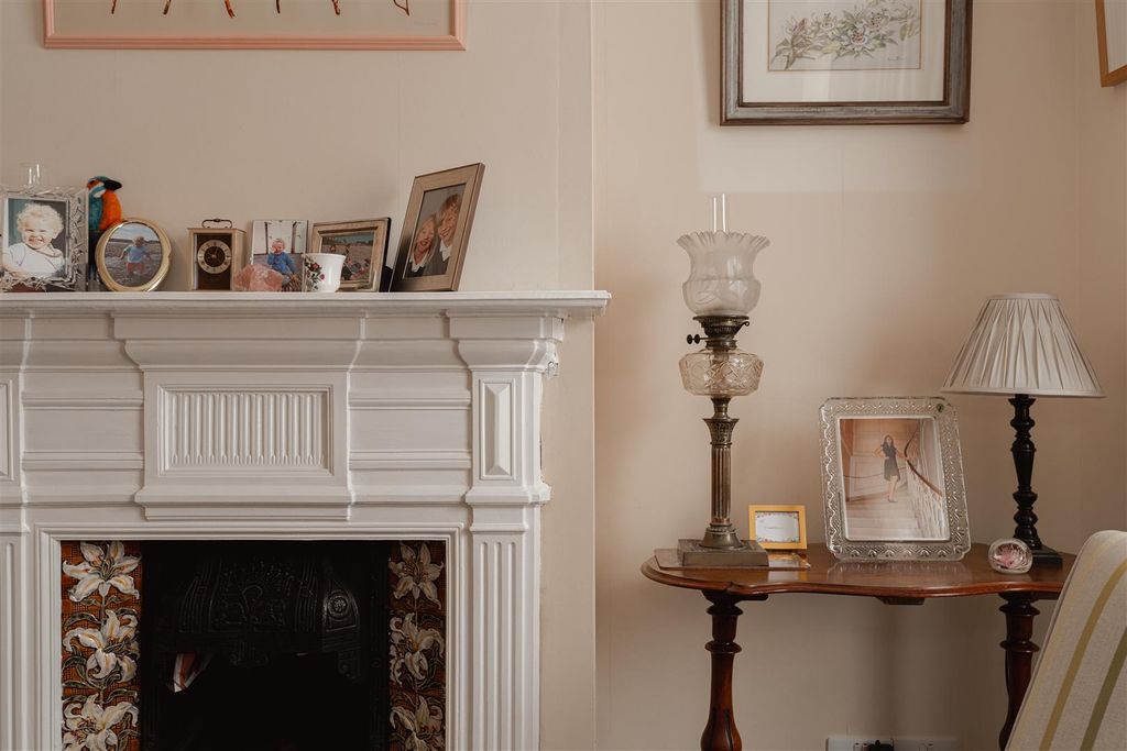 Additional image 5 of 4 bed semi-detached house for saleDeerings Road, Reigate RH2