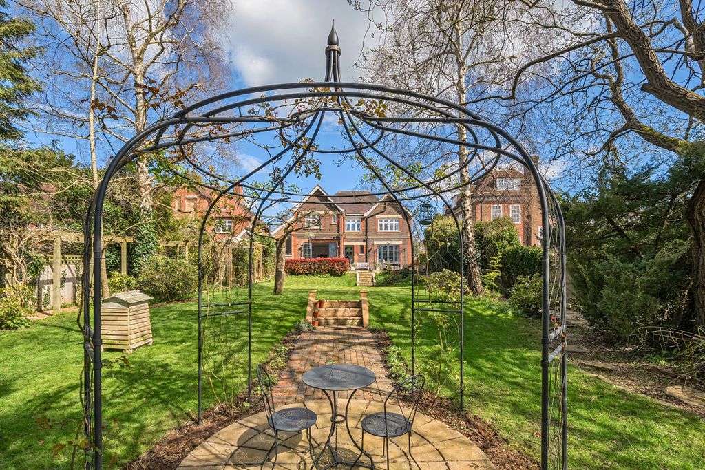 Property photo 1 of 19