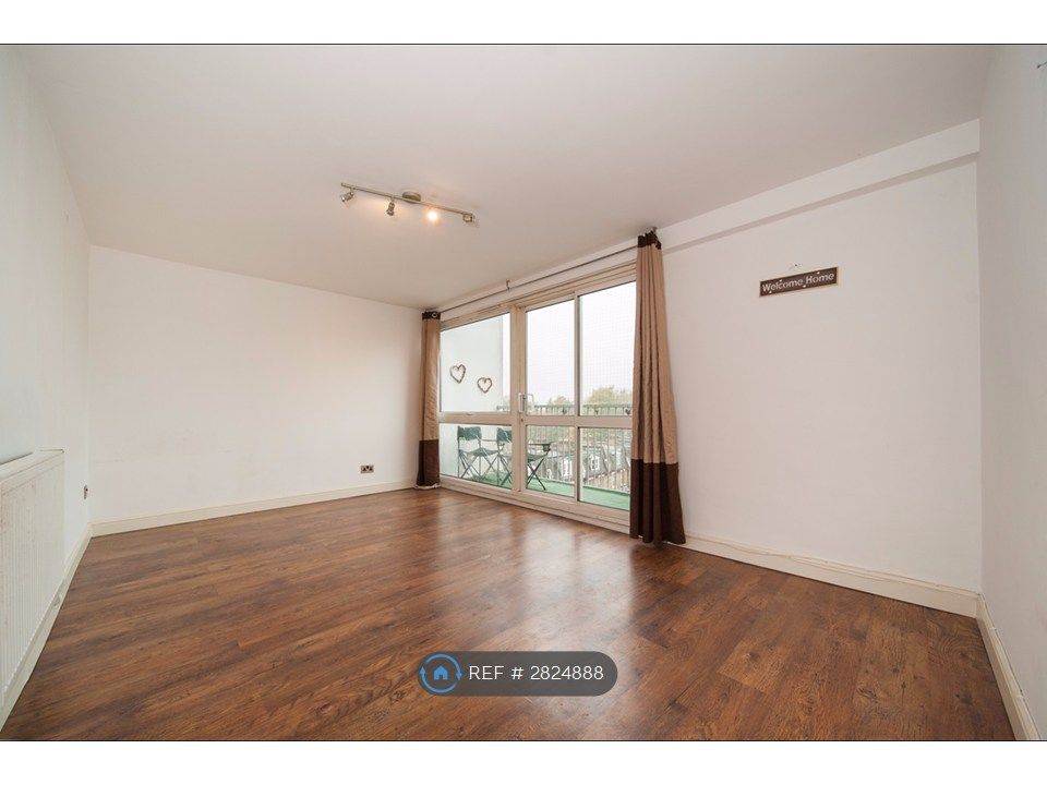 Property photo 3 of 9 Living Room 1