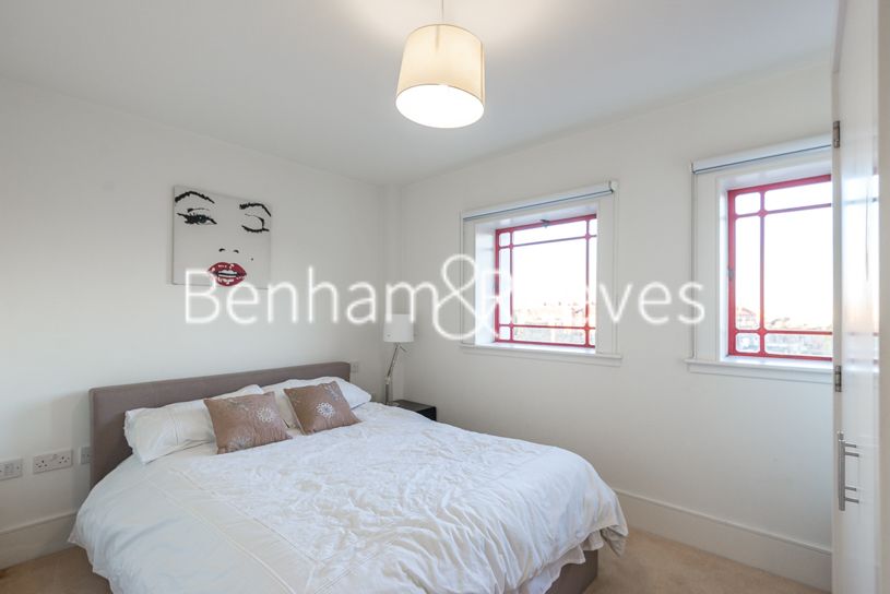 Property photo 3 of 6