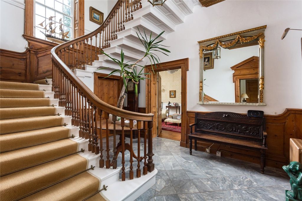 Property photo 3 of 27 Staircase Hall