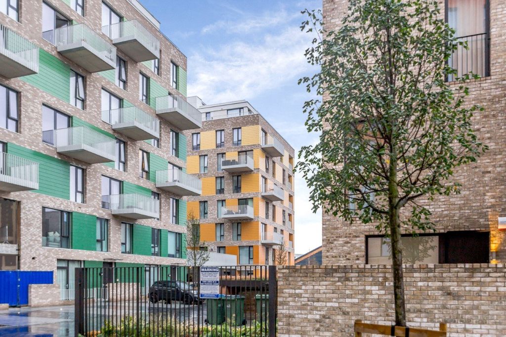 Property photo 2 of 16 Picture No. 01