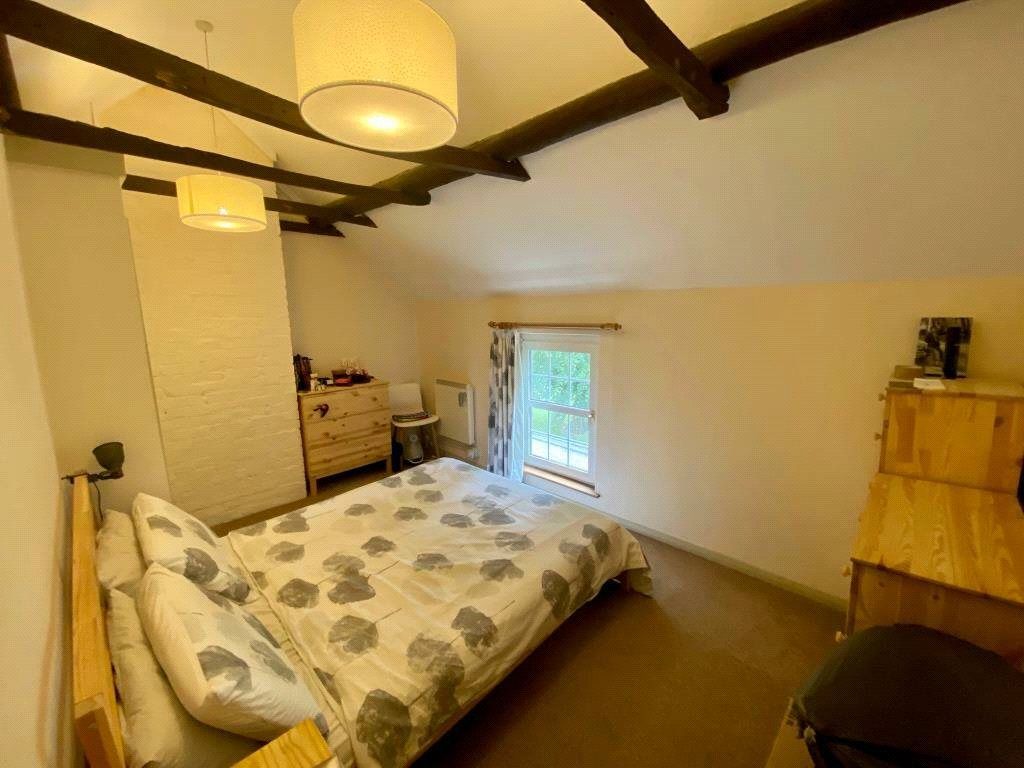 Property photo 3 of 4 Picture No. 05