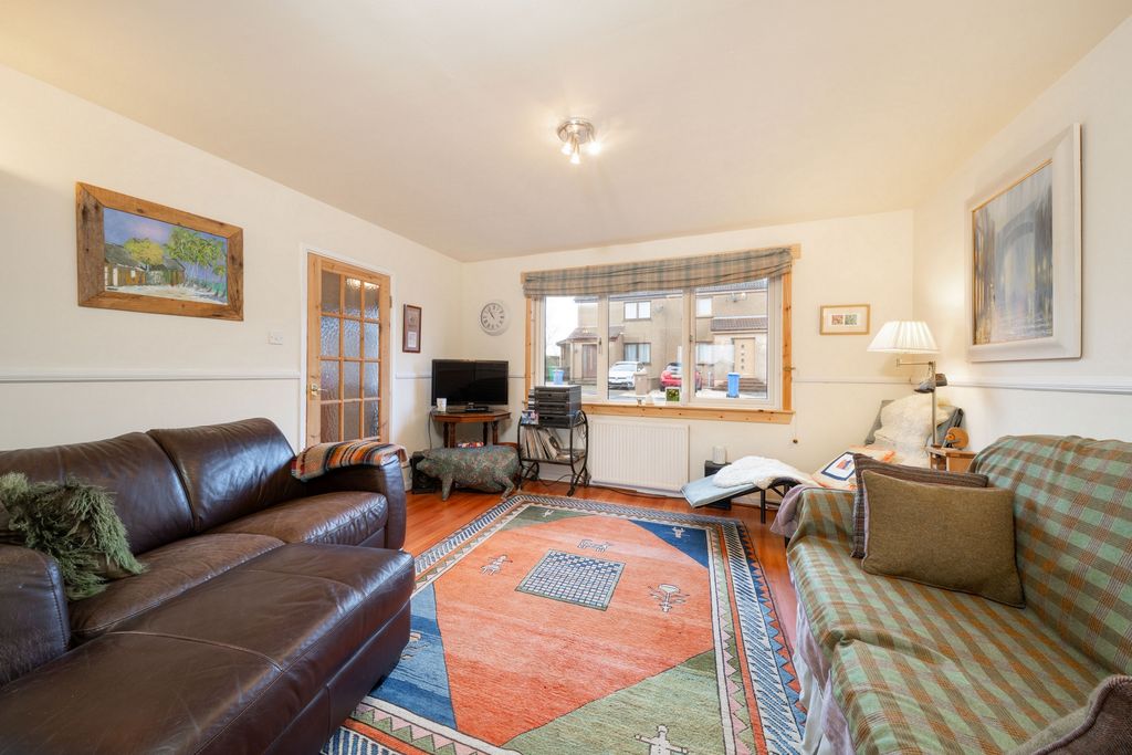 Property photo 3 of 27 Photo 11