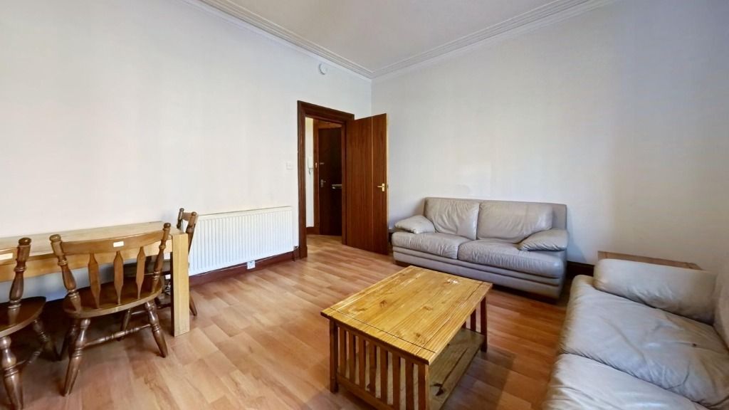Property photo 3 of 10 Photo 3
