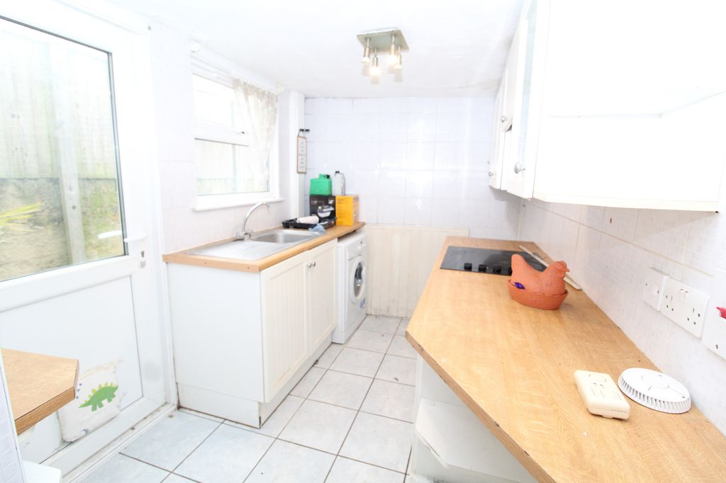 Property photo 2 of 9