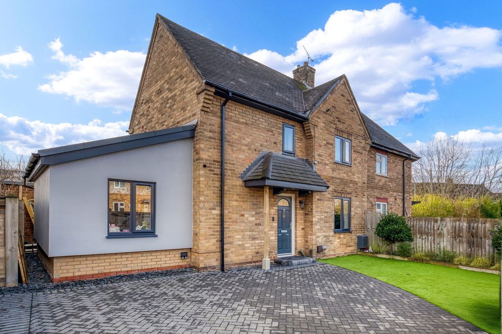 Property photo 1 of 24