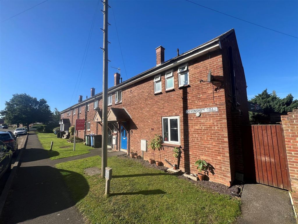 Property photo 1 of 12
