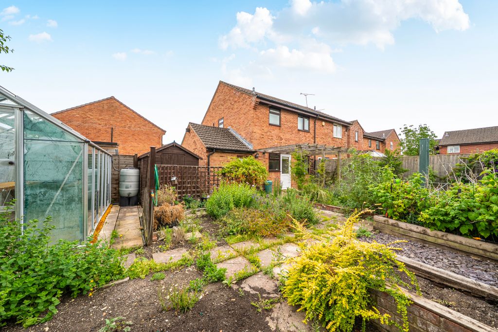 Property photo 2 of 14 1479394116A31897729Dbf