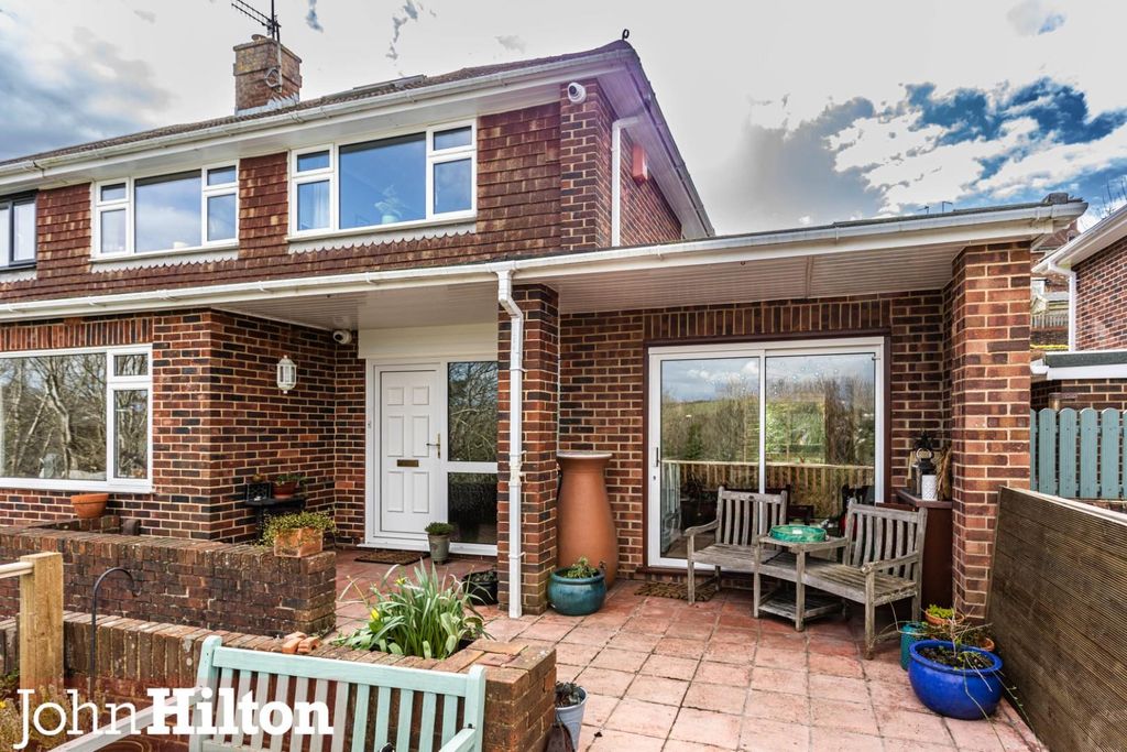 Property photo 3 of 23 Jevington Drive-8.Jpg