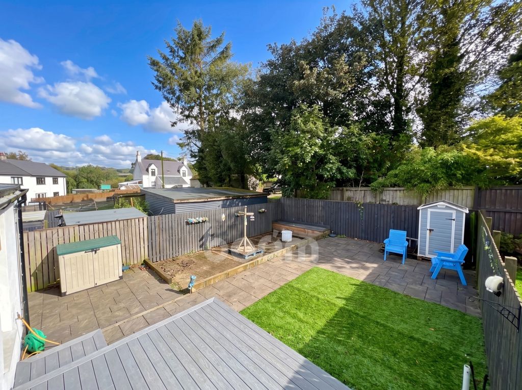 Property photo 2 of 31 Stockbridge Crescent, Kilbirnie Garden