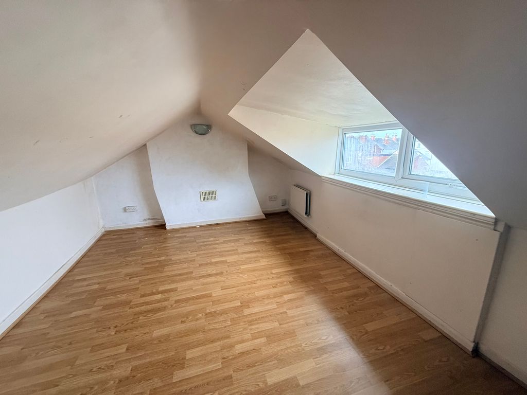 Property photo 3 of 4