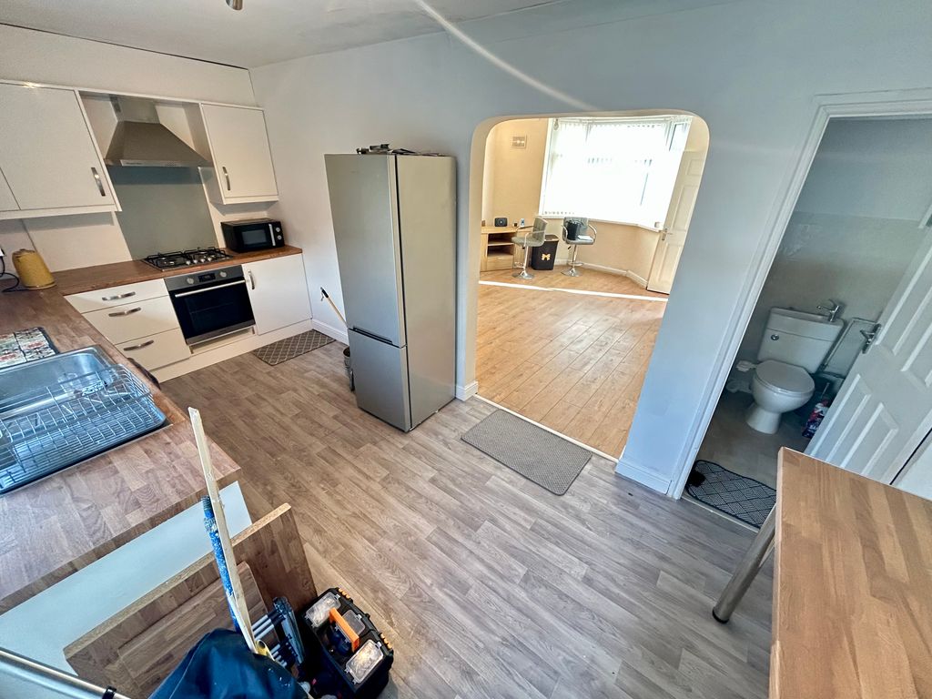 Property photo 2 of 13 Image