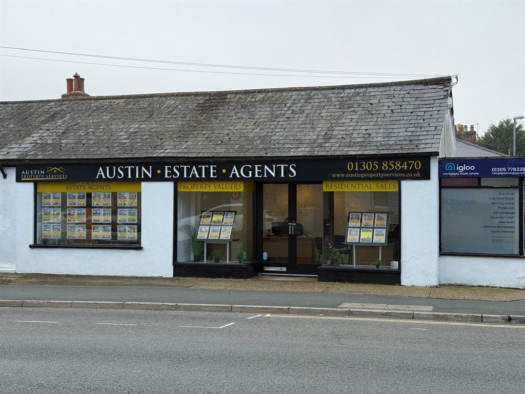 Property photo 3 of 3 Front 1.Jpeg