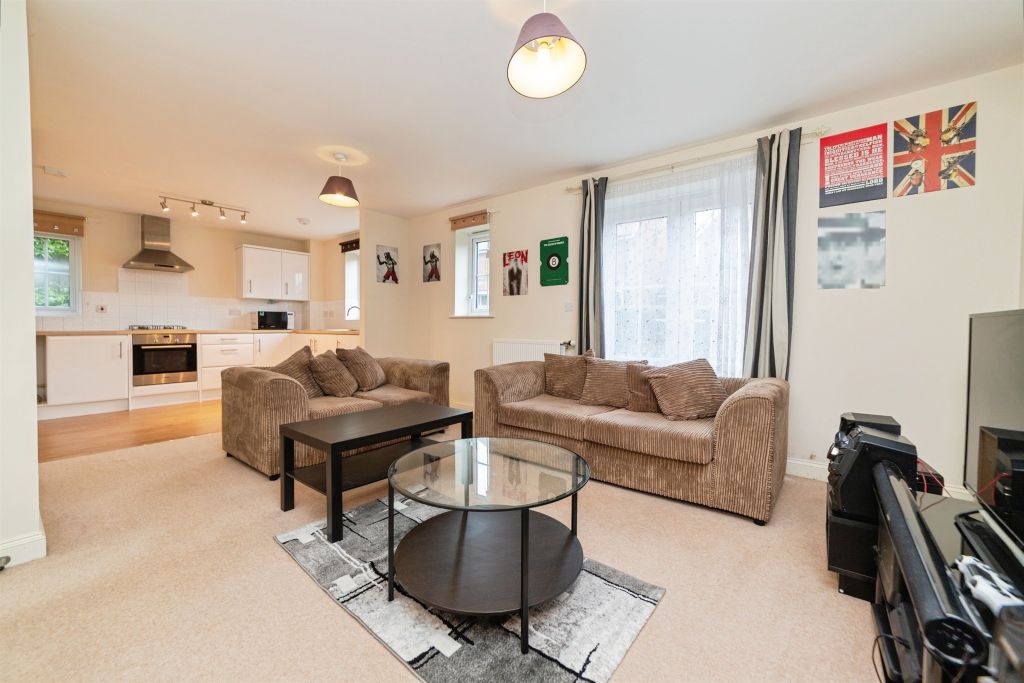 Property photo 3 of 19