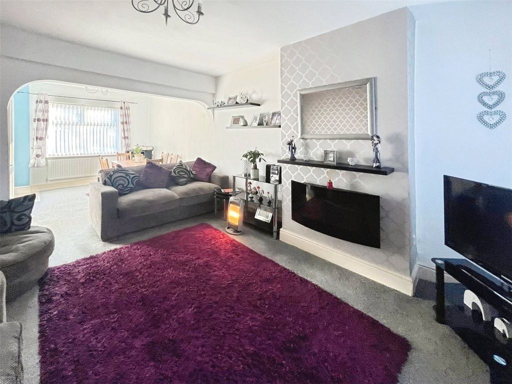 Property photo 3 of 22 Picture No. 04