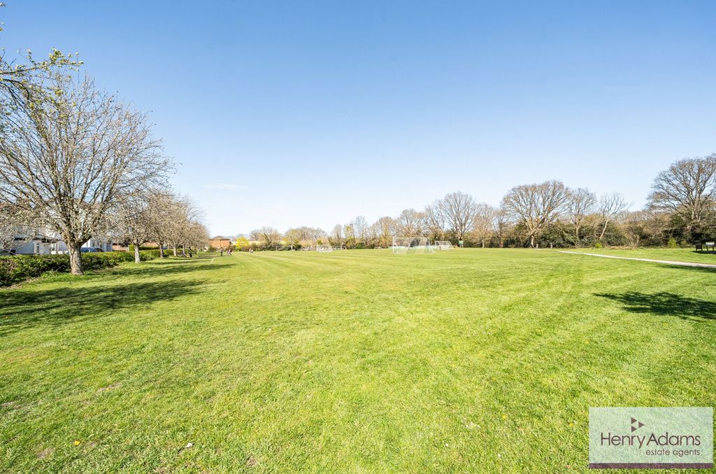 Additional image 9 of 1 bed flat for saleStation Road, Liss GU33