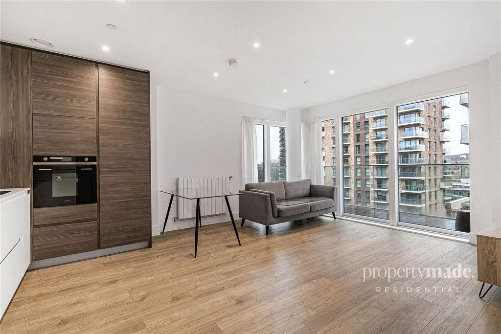 Property photo 2 of 20 Picture No. 30