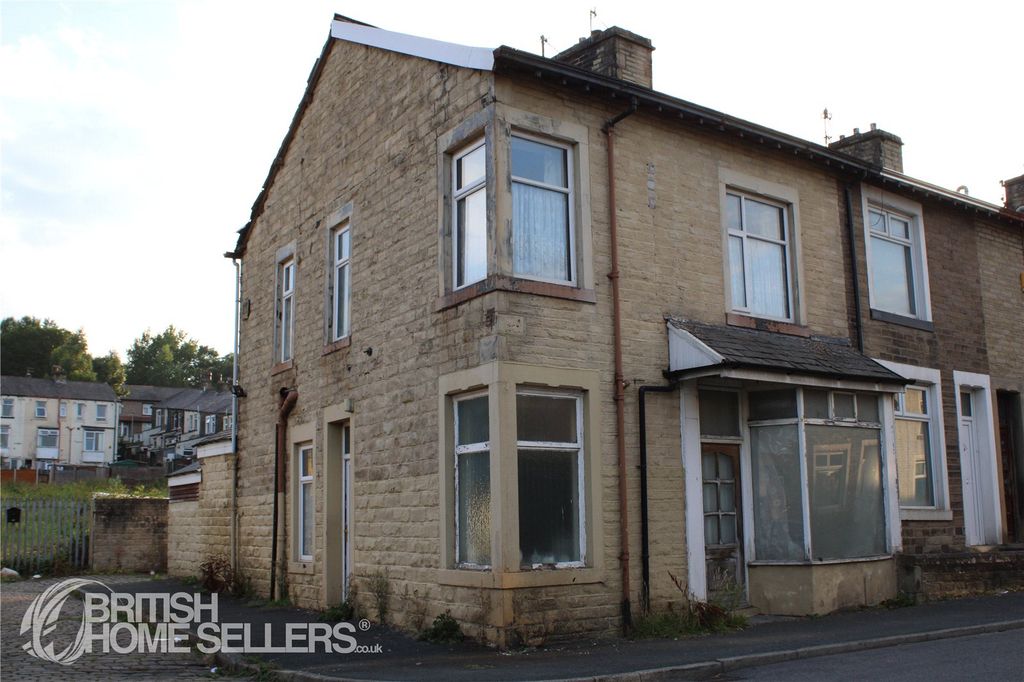 Property photo 1 of 27 1