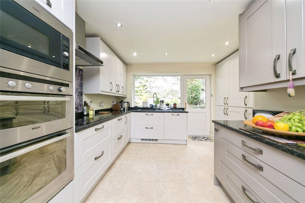 Property photo 2 of 25 Picture No. 26