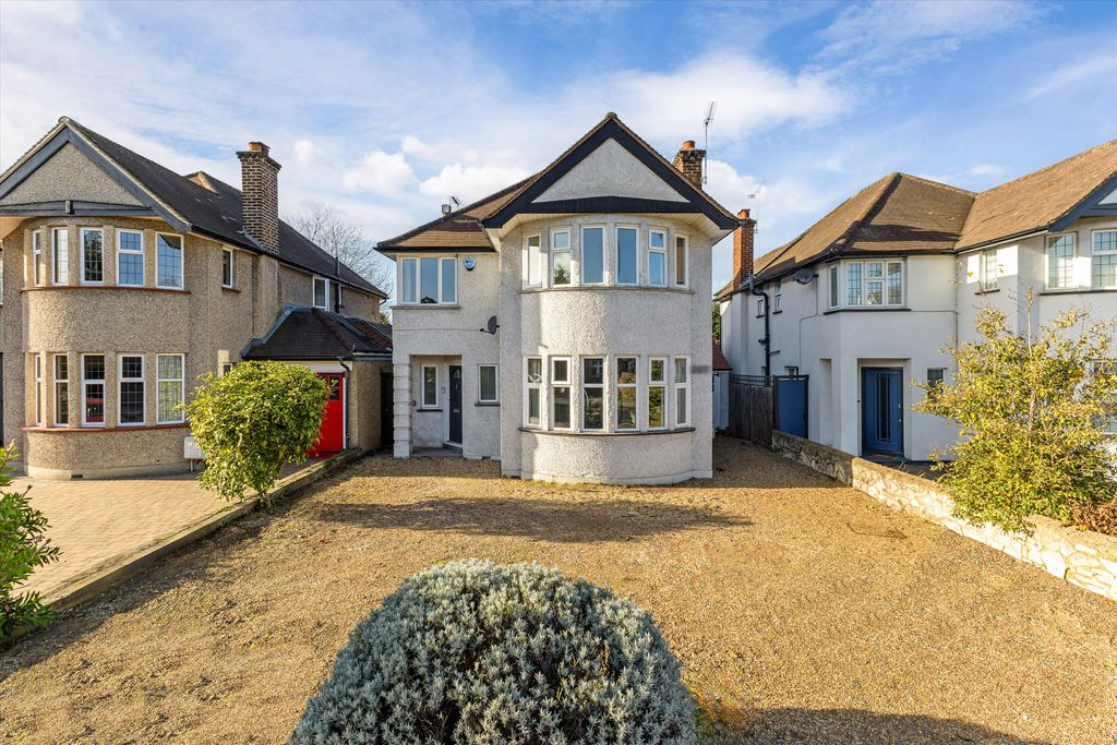 Property photo 1 of 11 Image