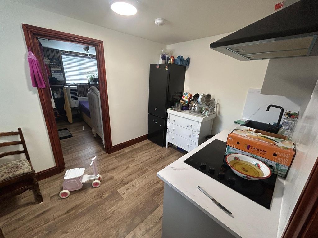 Additional image 28 of 21 bed flat for saleBroad Green, Wellingborough, Northamptonshire NN8
