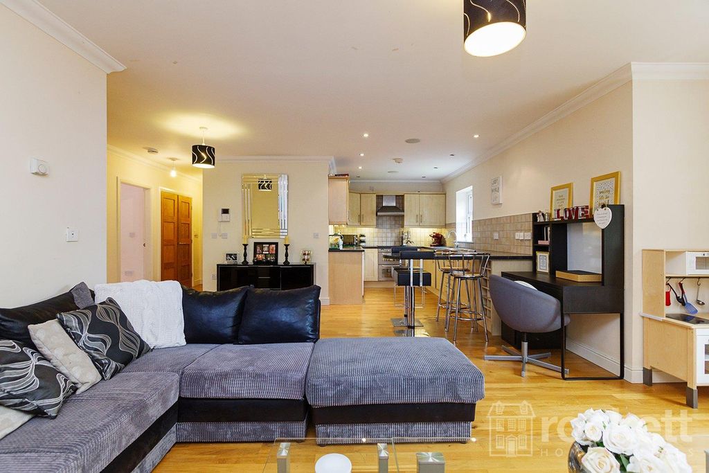 Property photo 2 of 29 Picture 2