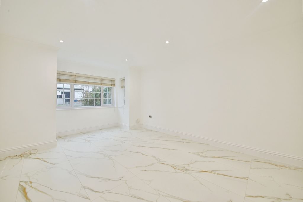 Property photo 3 of 20 Img_0585