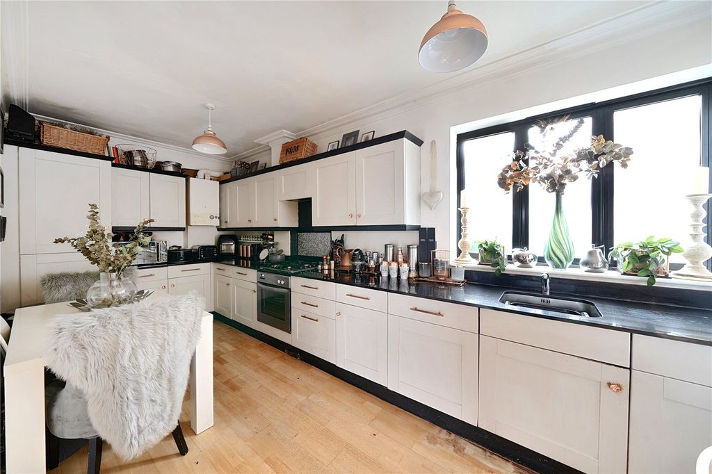 Property photo 3 of 13 Picture No. 07