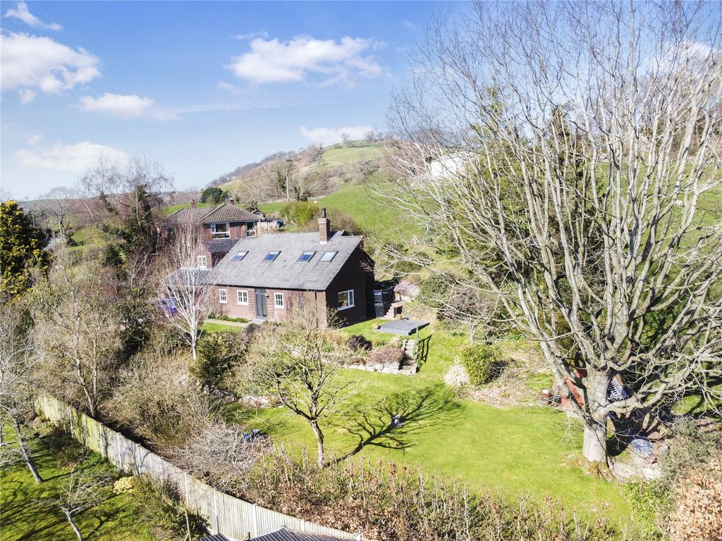 Property photo 1 of 34 Picture No. 37
