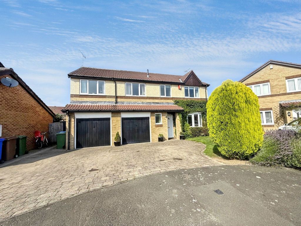 Property photo 1 of 26