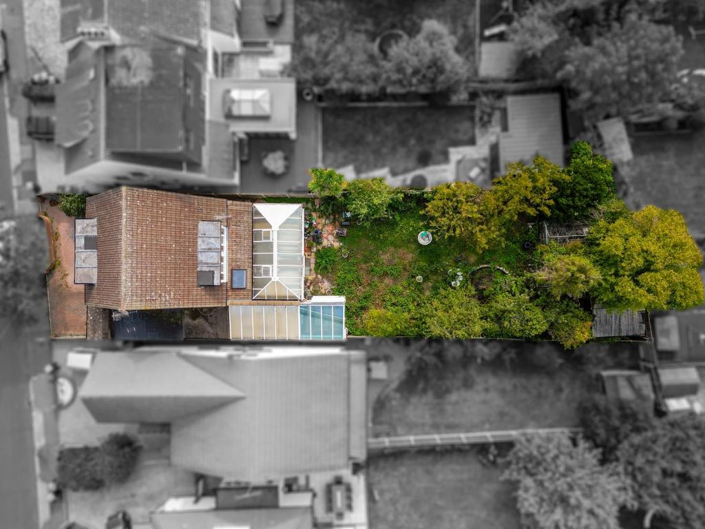 Property photo 3 of 22