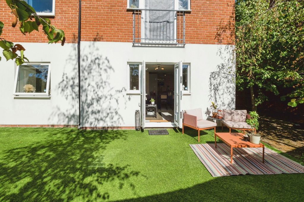 Property photo 3 of 20 Pbox-Img.Jpg