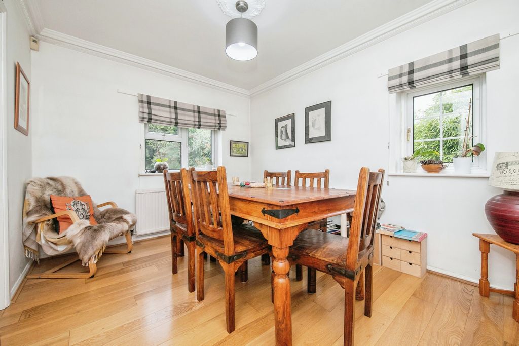 Property photo 3 of 17 Photography