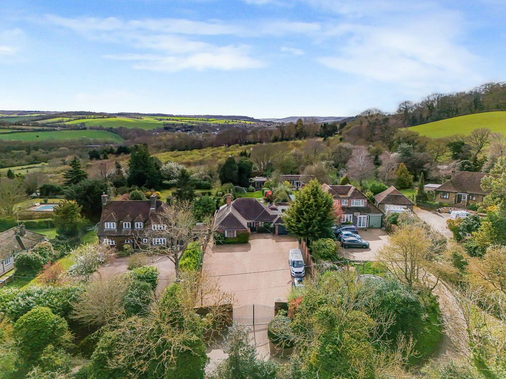 Property photo 1 of 66