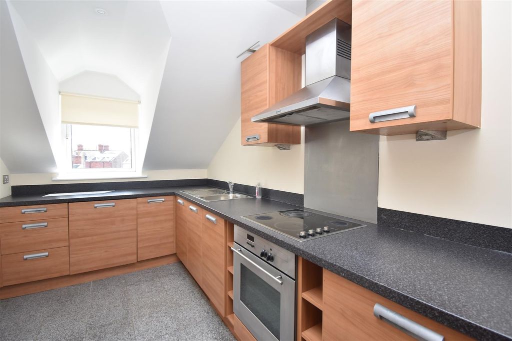 Property photo 2 of 11 Dsc_1828.Jpg